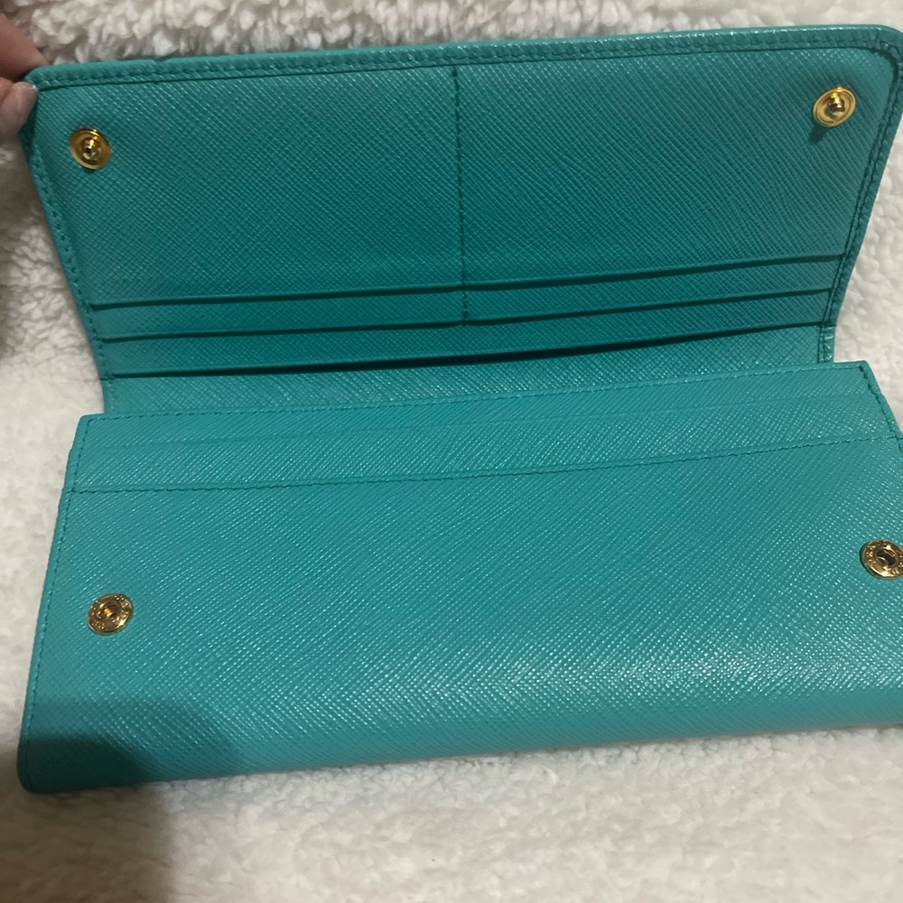 AUTHENTIC Prada Saffiano Leather Turquoise Wallet with Gold Detailing - Picture 5 of 8
